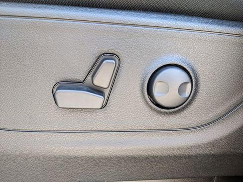 New 2026 RAM 1500 Big Horn AWD/4WD image 18