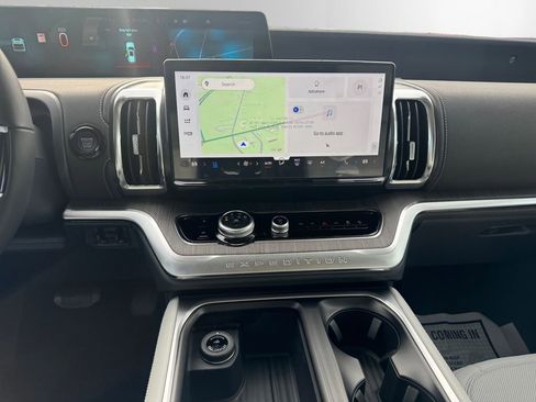 New 2026 Ford Expedition Max Platinum w/ Platinum Ultimate Package image 11