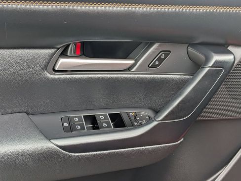 Used 2025 MAZDA CX-50 AWD 2.5 Hybrid w/ Premium Pkg image 13