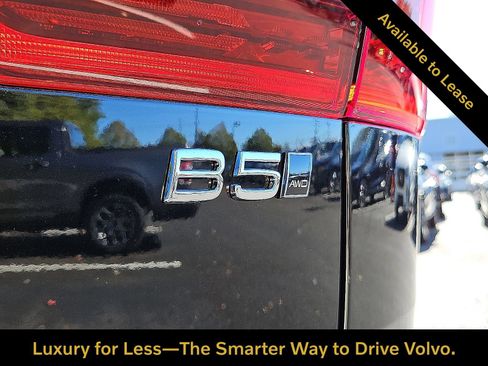 Certified 2026 Volvo XC60 B5 Plus w/ Protection Package Premier AWD/4WD image 7