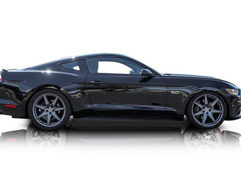 Used 2017 Ford Mustang GT image 2