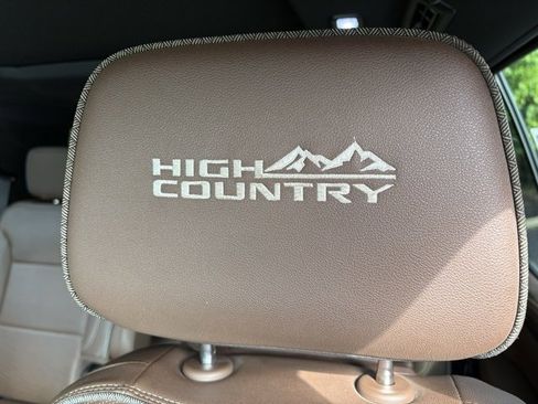 Certified 2023 Chevrolet Tahoe High Country w/ Advanced Technology Package image 32