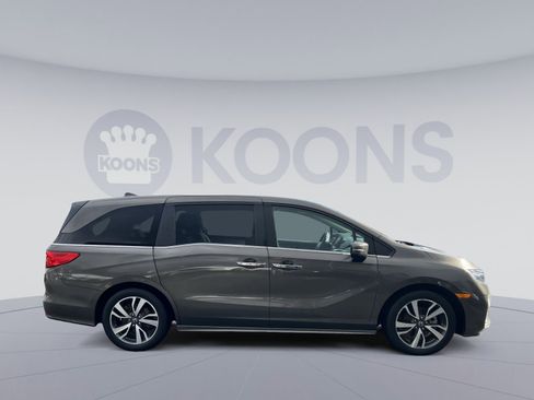 Used 2023 Honda Odyssey Touring image 8