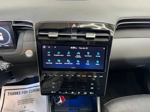 Used 2022 Hyundai Tucson Limited AWD/4WD image 24
