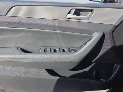 Used 2019 Hyundai Sonata Sport w/ Tech Package 03 FWD image 34