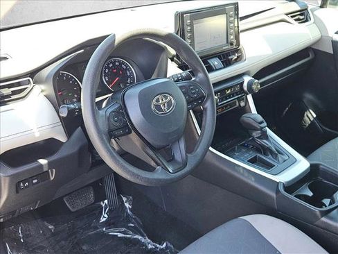 Used 2020 Toyota RAV4 XLE w/ Carpet Mat Package FWD image 12
