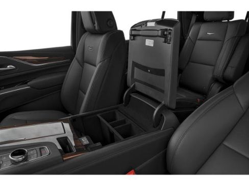 Used 2024 Cadillac Escalade Premium Luxury w/ Performance Package AWD/4WD image 16