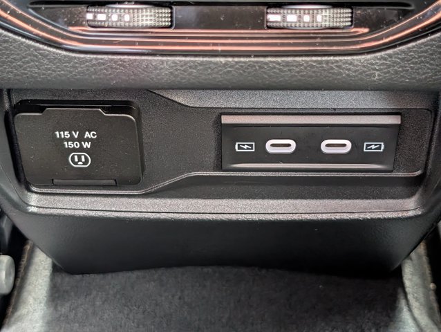 Used 2026 Jeep Grand Cherokee Altitude RWD image 31