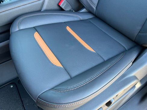 New 2026 GMC Sierra 1500 AT4 image 16