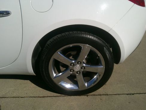 Used 2008 Pontiac Solstice Convertible w/ Premium Package image 16