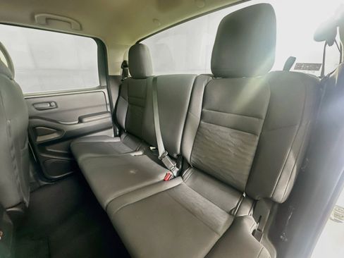 Used 2023 Nissan Frontier S w/ Technology Package RWD image 26