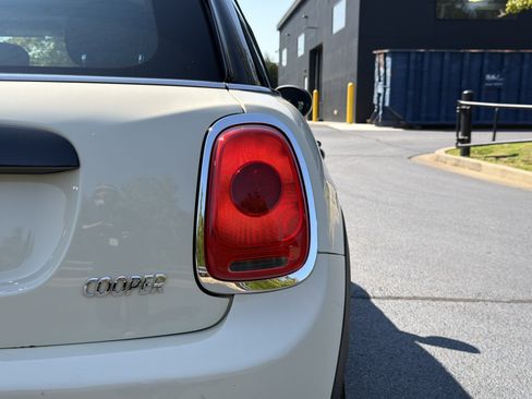 Used 2016 MINI Cooper 4-Door Hardtop FWD image 43