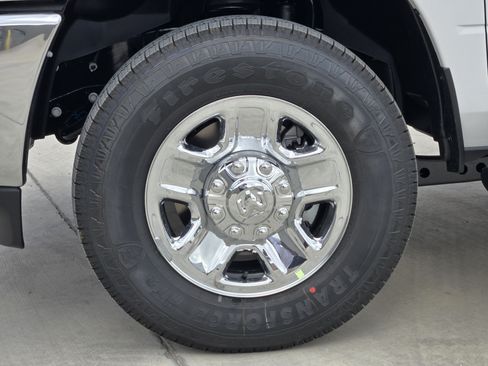 New 2026 RAM 2500 Tradesman AWD/4WD image 9