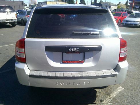 Used 2010 Jeep Compass Sport image 10