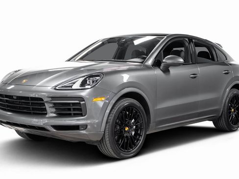 Used 2021 Porsche Cayenne Coupe image 9