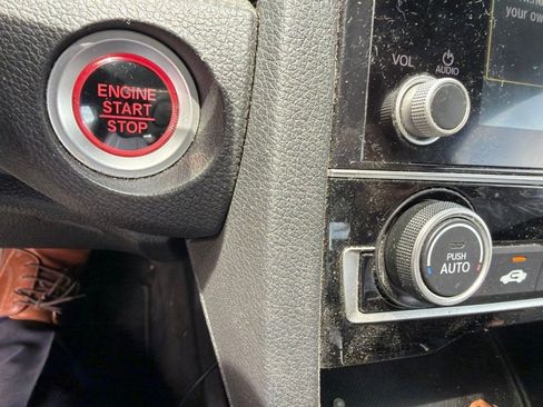 Used 2020 Honda Civic Sport image 17