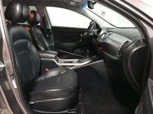 Used 2013 Kia Sorento LX FWD image 14