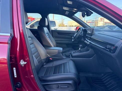 Used 2025 Honda CR-V Sport Touring image 10