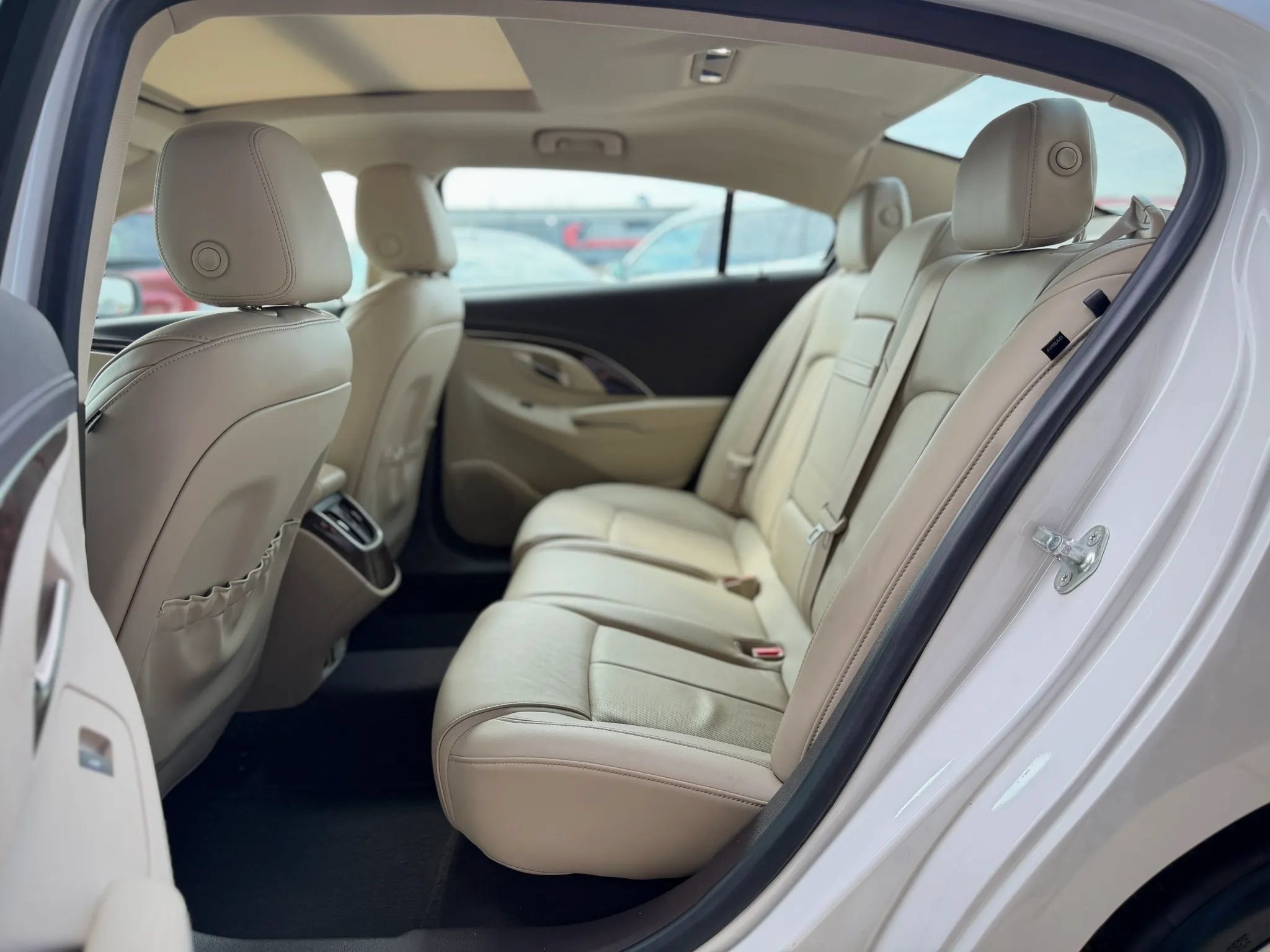 Used 2016 Buick LaCrosse Premium w/ Driver Confidence Package #1 FWD image 16