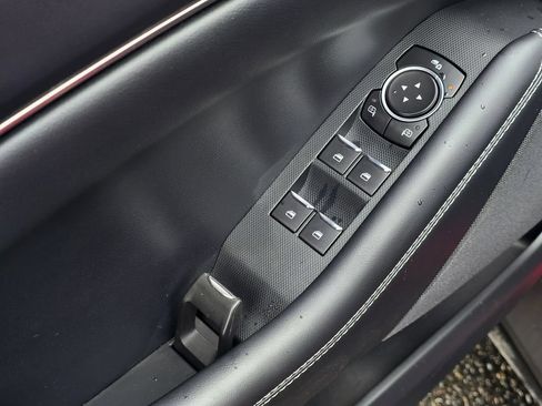 Used 2022 Ford Mustang Mach-E Select RWD image 19