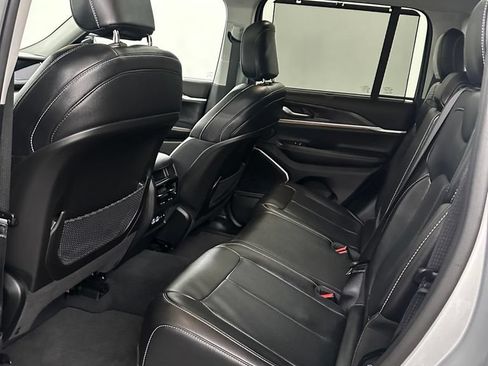 Used 2023 Jeep Grand Cherokee 4WD 4xe w/ Luxury Tech Group II image 27