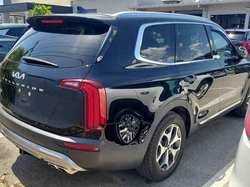 Used 2022 Kia Telluride EX w/ Towing Package AWD/4WD image 4