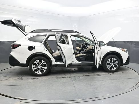 Used 2020 Subaru Outback Limited AWD/4WD image 46