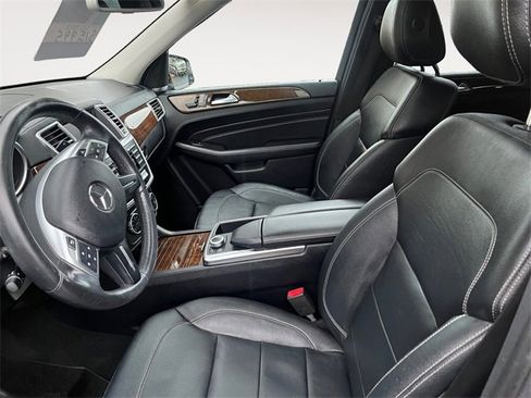 Used 2015 Mercedes-Benz ML 400 4MATIC image 9