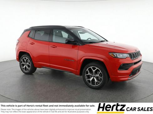Used 2025 Jeep Compass Limited AWD/4WD image 1