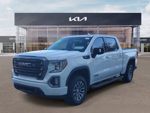 Used 2020 GMC Sierra 1500 AT4 w/ AT4 Premium Package AWD/4WD image 3
