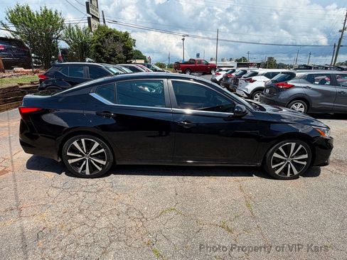 Used 2021 Nissan Altima 2.5 SR w/ SR Premium Package FWD image 4