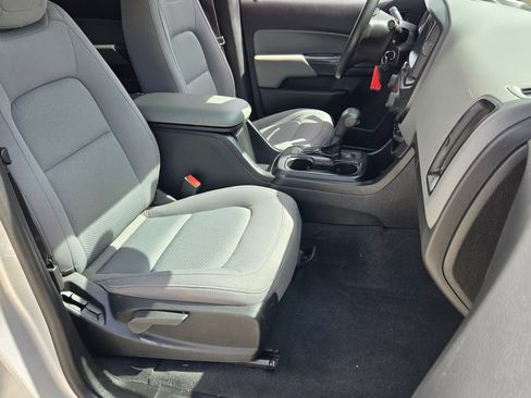 Used 2020 Chevrolet Colorado W/T w/ WT Convenience Package image 15