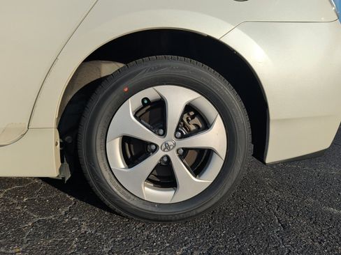 Used 2013 Toyota Prius Two FWD image 26