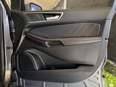 Used 2024 Ford Edge ST-Line AWD/4WD image 30