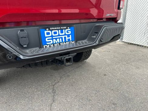 Used 2026 Chevrolet Colorado ZR2 w/ Technology Package AWD/4WD image 6