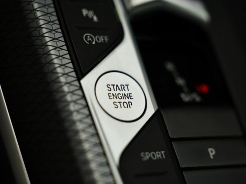 New 2026 BMW 330i Sedan image 38