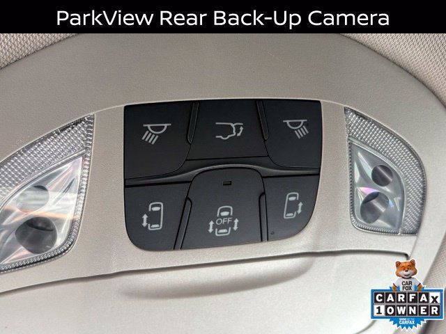 Used 2023 Chrysler Pacifica Touring-L AWD/4WD image 22