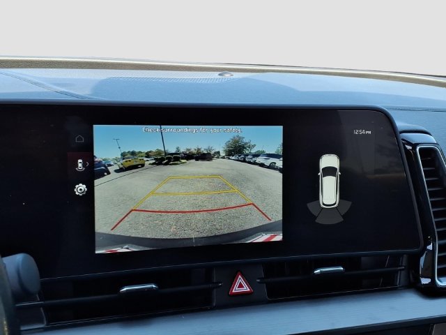 Used 2024 Kia Sportage EX FWD image 13