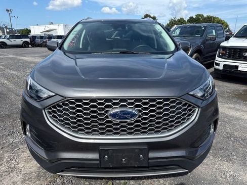 Used 2023 Ford Edge SEL w/ Convenience Package AWD/4WD image 3