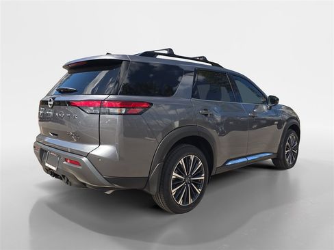 New 2026 Nissan Pathfinder Platinum AWD/4WD image 5