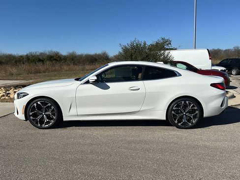 New 2026 BMW 430i Coupe w/ Premium Package image 5