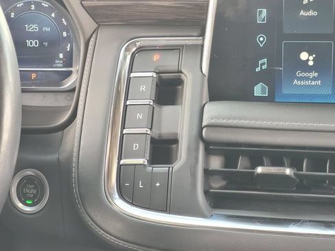 Used 2022 Chevrolet Tahoe LT w/ Luxury Package RWD image 19
