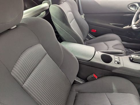 Certified 2024 Nissan Z Sport w/ Floor Mat Package image 11