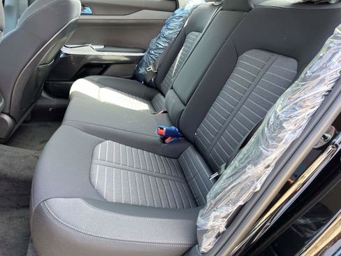 New 2026 Kia K5 LXS FWD image 19