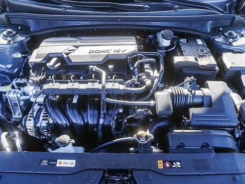 New 2026 Hyundai Elantra Limited FWD image 31