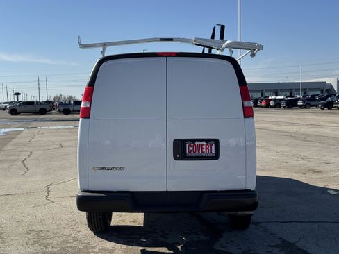 New 2026 Chevrolet Express 2500 Extended RWD image 11