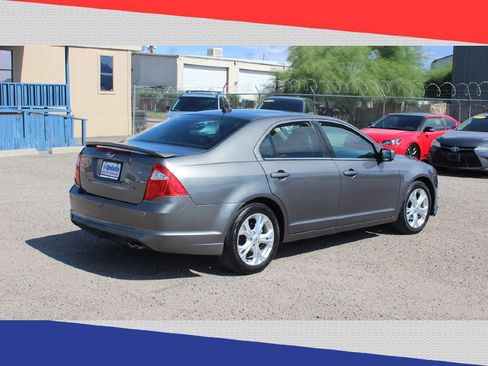 Used 2012 Ford Fusion SE FWD image 3