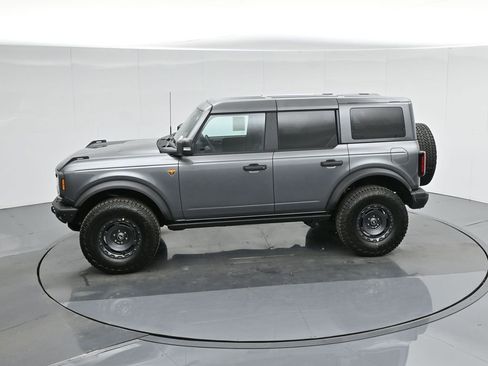 New 2025 Ford Bronco Badlands image 41