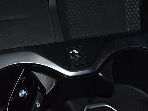 Certified 2025 BMW X7 xDrive40i image 14