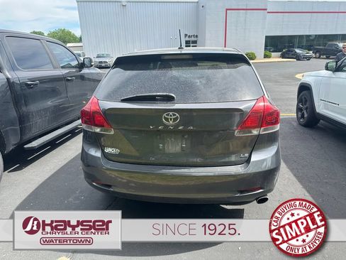 Used 2015 Toyota Venza LE w/ Four Season Floor Mat Package FWD image 3
